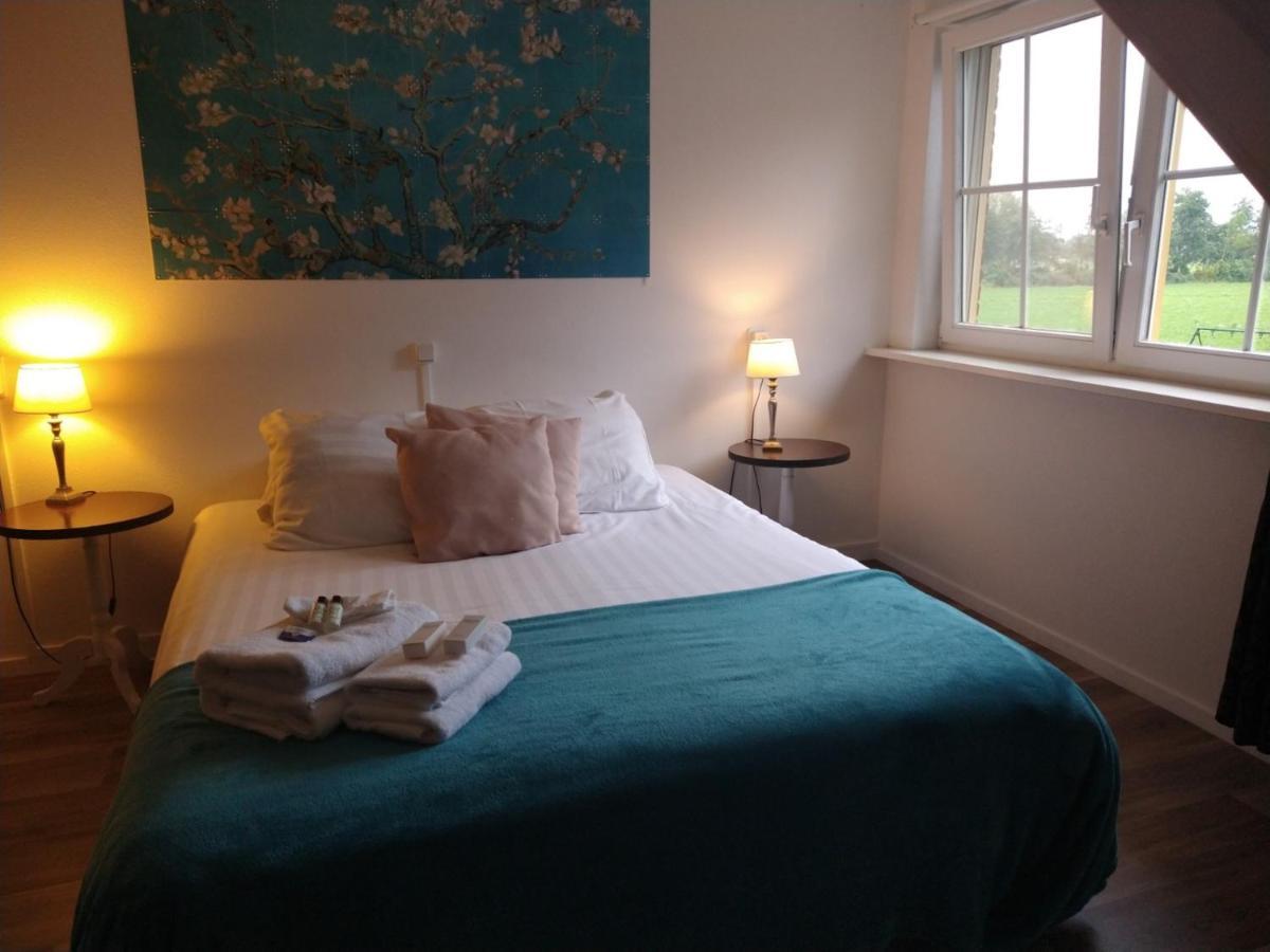 B&b-hotel De Joremeinshoeve Hotel 3*