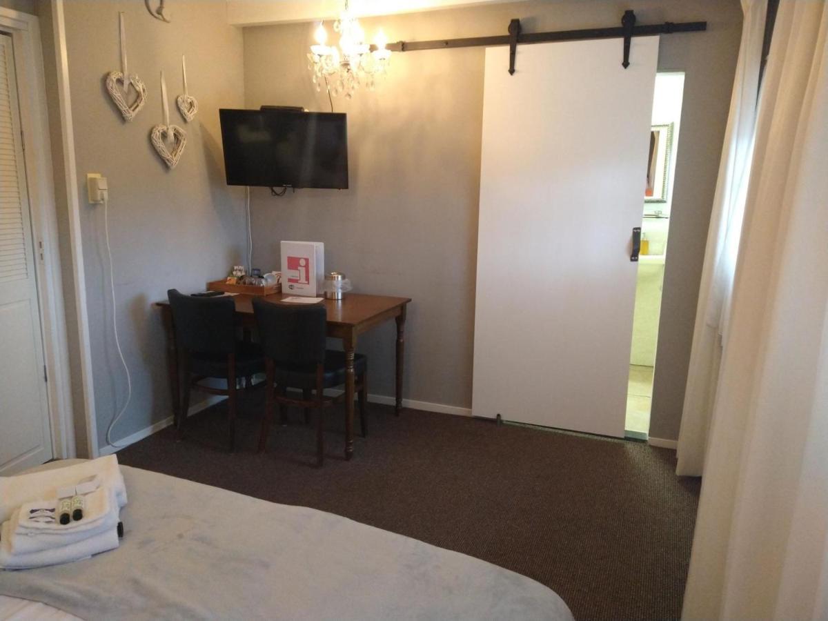 B&b-hotel De Joremeinshoeve 3*